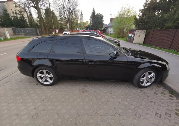 Audi A4 cena 39000 przebieg: 281000, rok produkcji 2012 z Kobyłka małe 277
